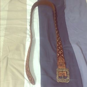 Cowgirl belt